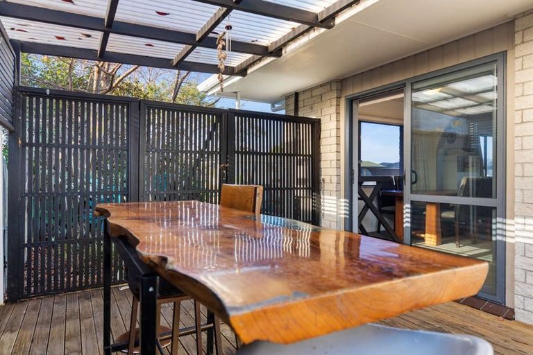 Photo of property in 1 Bullmore Place, Pukehangi, Rotorua, 3015