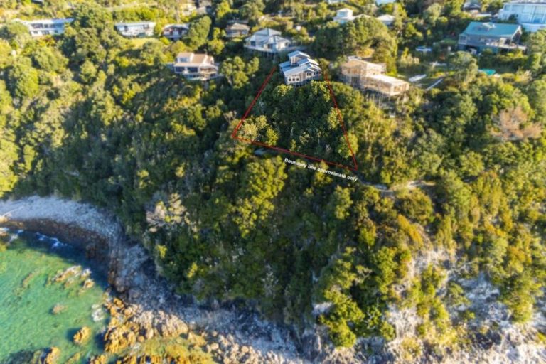 Photo of property in 61 Motuhoa Road, Tairua, 3508