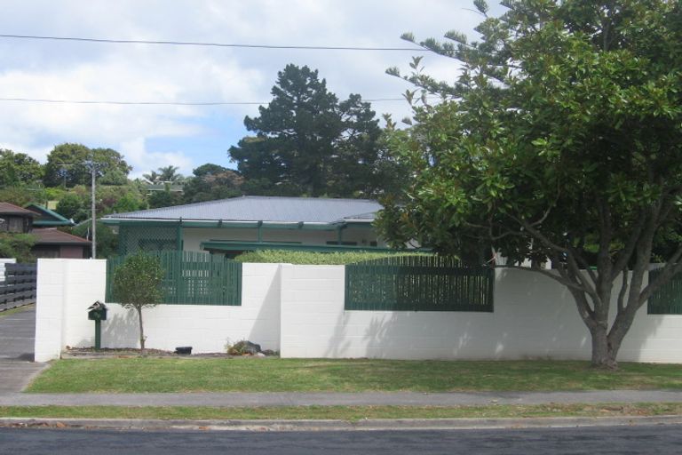 Photo of property in 99a Nile Road, Milford, Auckland, 0620