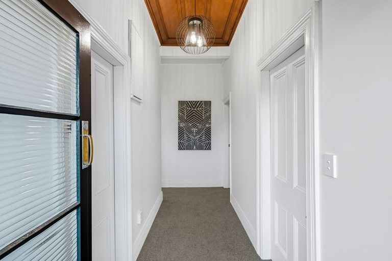 Photo of property in 77 Wesley Street, South Dunedin, Dunedin, 9012