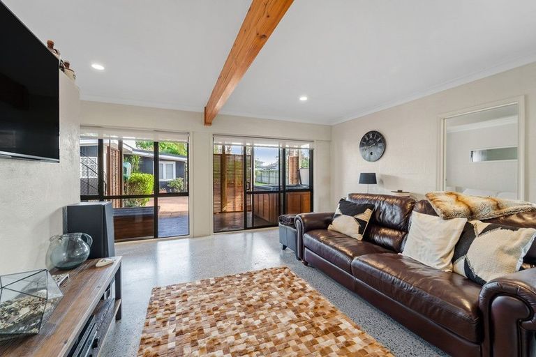 Photo of property in 5 Kowhai Road, Whenuapai, Auckland, 0618