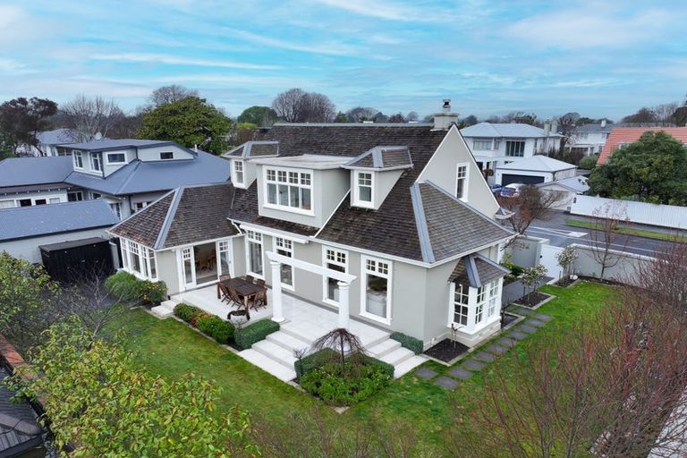 Photo of property in 3 Royds Street, Fendalton, Christchurch, 8014