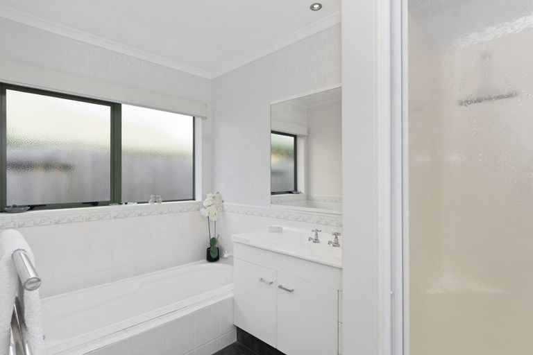Photo of property in 124 Grenada Street, Mount Maunganui, 3116