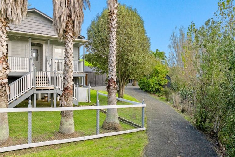 Photo of property in 12 Onewhero Road, Kaukapakapa, Warkworth, 0984
