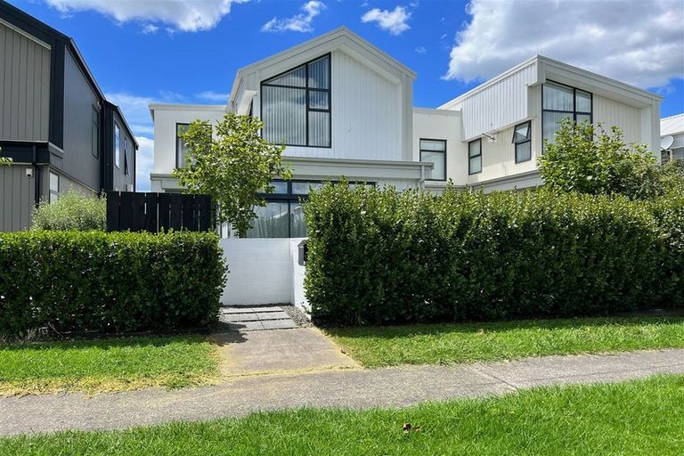 Photo of property in 51 Battalion Drive, Papakura, 2110