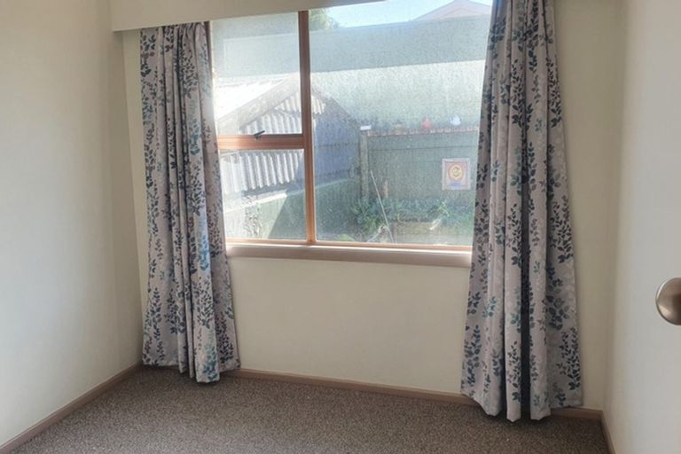 Photo of property in 7b Hussey Street, Oakura, 4314