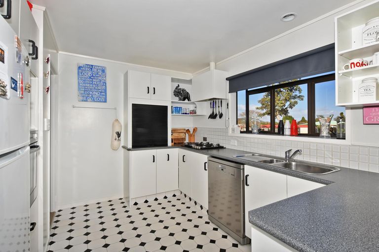 Photo of property in 9 Coleridge Place, Tikipunga, Whangarei, 0112