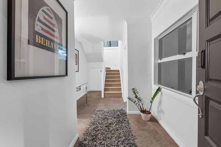 Photo of property in 22 Morrow Avenue, Bucklands Beach, Auckland, 2012