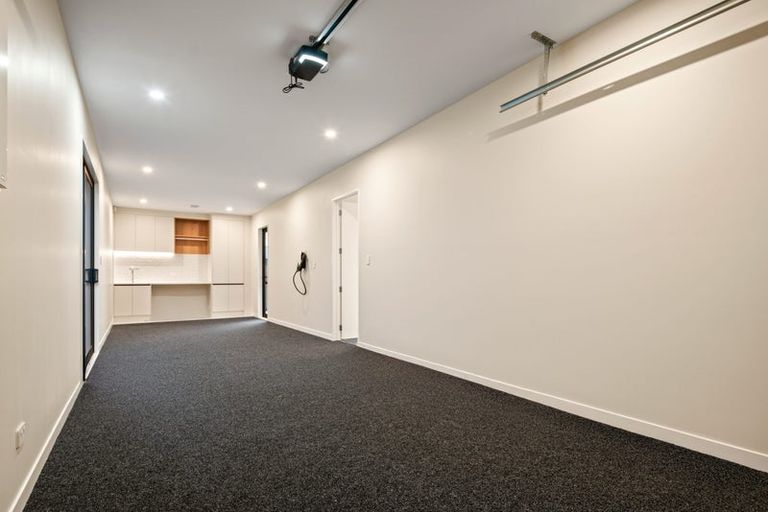 Photo of property in 6 Coopworth Street, Karaka, 2580