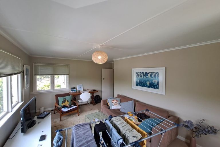 Photo of property in 5a Pendarves Street, New Plymouth, 4310