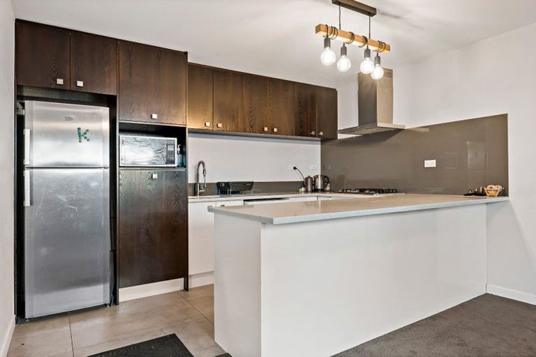 Photo of property in 52 Corricvale Way, Northcross, Auckland, 0630