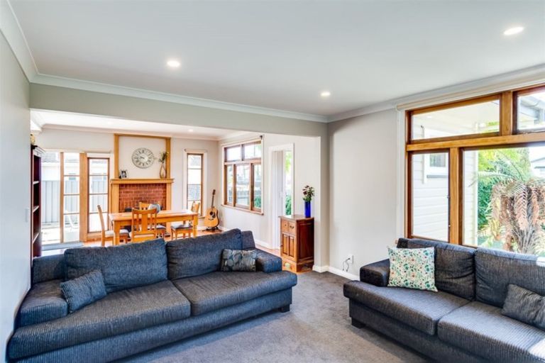 Photo of property in 3 Waterhouse Street, Taradale, Napier, 4112