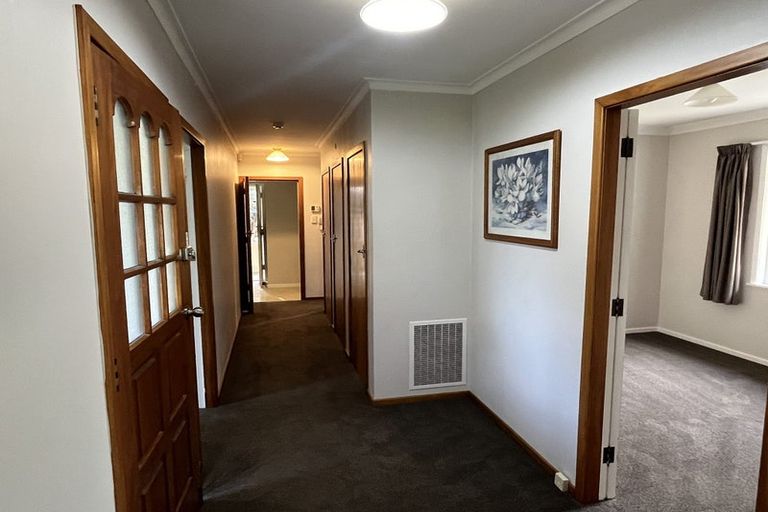 Photo of property in 38 Long Melford Road, Awapuni, Palmerston North, 4412