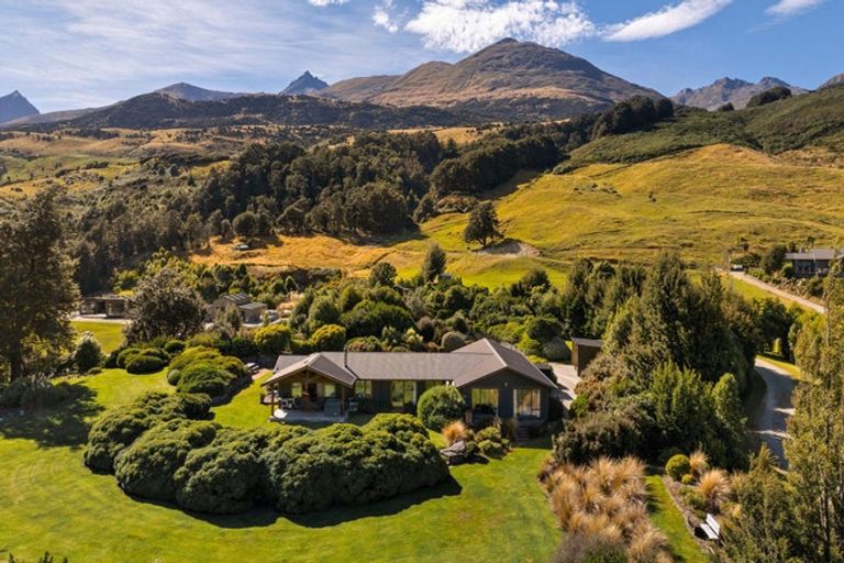 Photo of property in 48 Nereus Way, Glenorchy, 9372