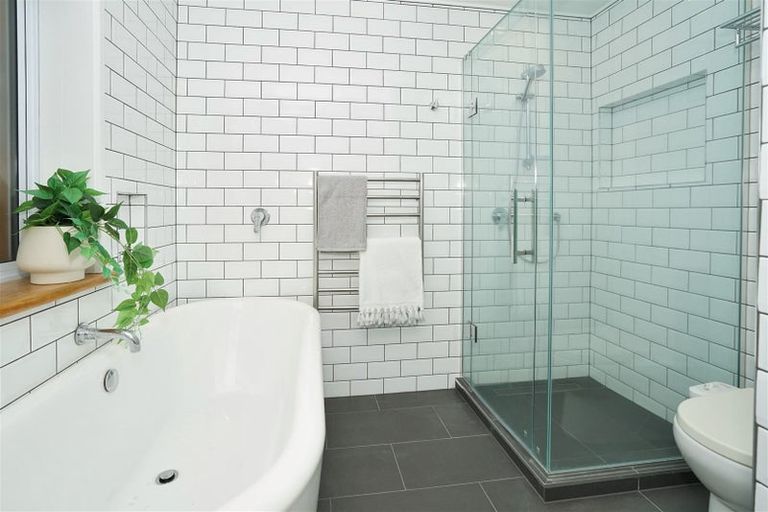 Photo of property in 35 Ann Street, Beerescourt, Hamilton, 3200