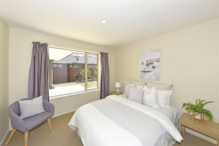 Photo of property in 9 Mollymawk Place, Woolston, Christchurch, 8023