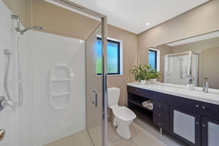 Photo of property in 2 Timbers Lane, Parklands, Christchurch, 8083