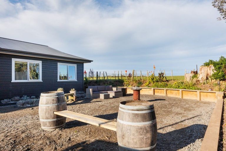 Photo of property in 319 Makirikiri Road, Crofton, Marton, 4787