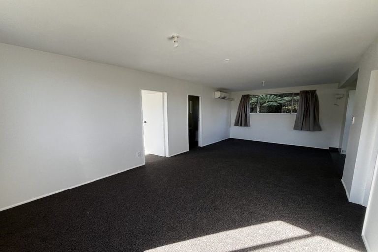 Photo of property in 109 Dowse Drive, Maungaraki, Lower Hutt, 5010
