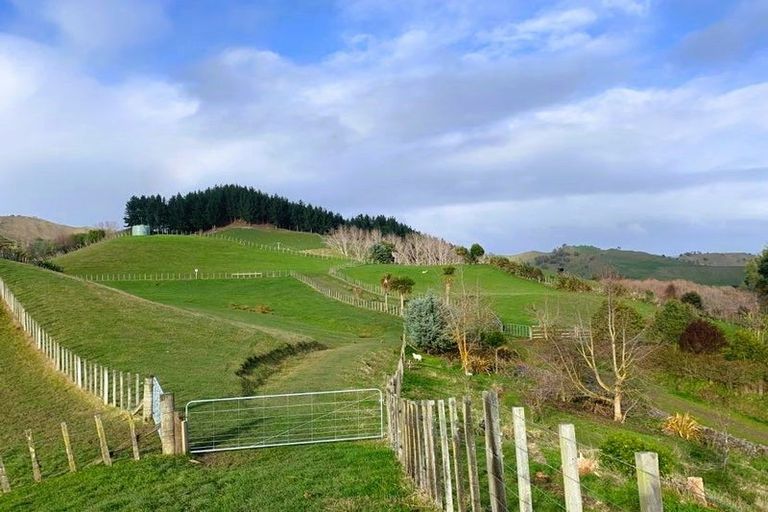 Photo of property in 499 Waikakahi Road, Taihape, 4792