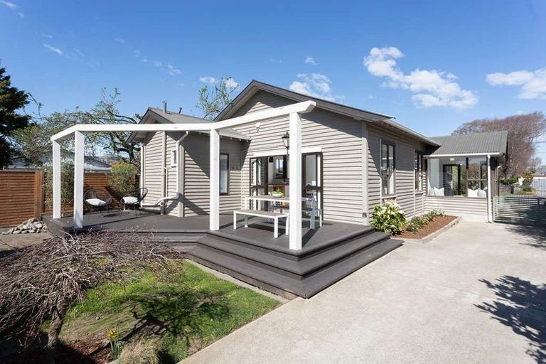 Photo of property in 82 Simeon Street, Spreydon, Christchurch, 8024
