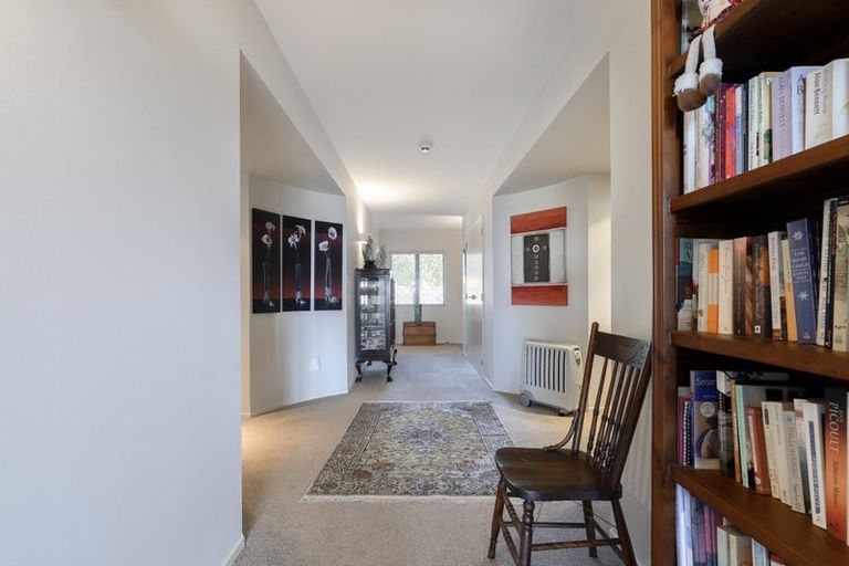 Photo of property in 2/8 Hinewa Road, Otumoetai, Tauranga, 3110