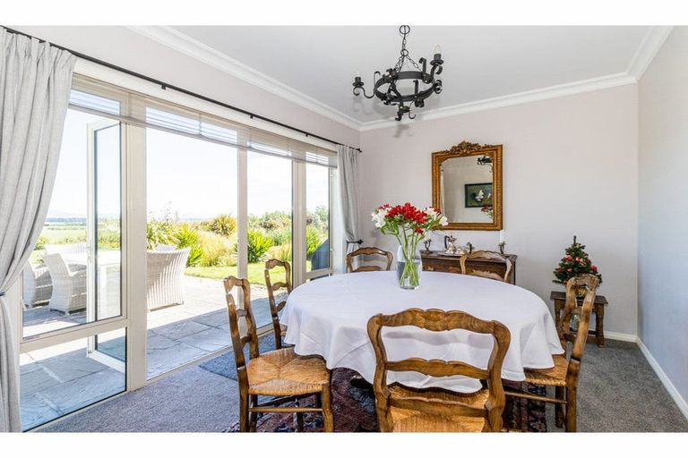 Photo of property in 260 Spur Road, Hadlow, Timaru, 7975