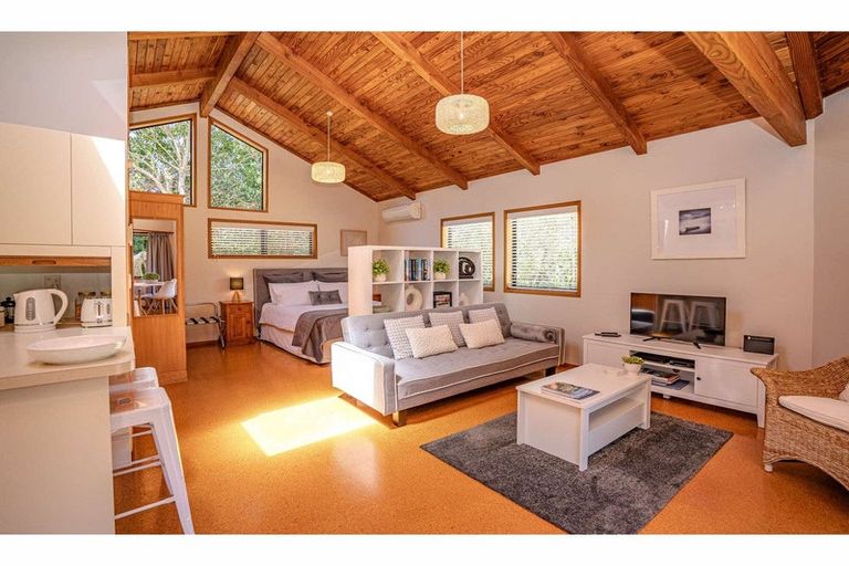 Photo of property in 17 Kendall Road, Kerikeri, 0230