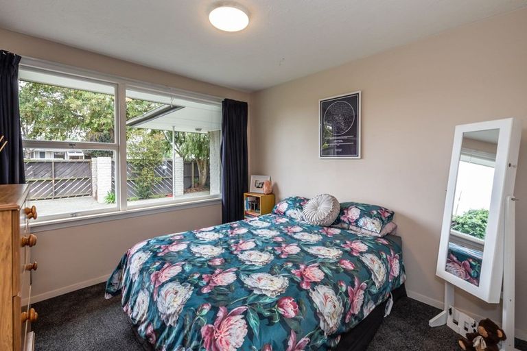 Photo of property in 220 Grimseys Road, Redwood, Christchurch, 8051