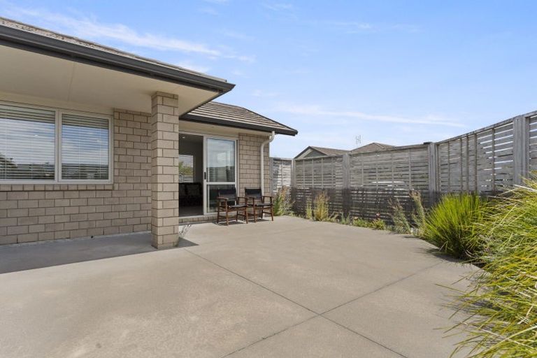 Photo of property in 40 Excelsa Place, Papamoa Beach, Papamoa, 3118
