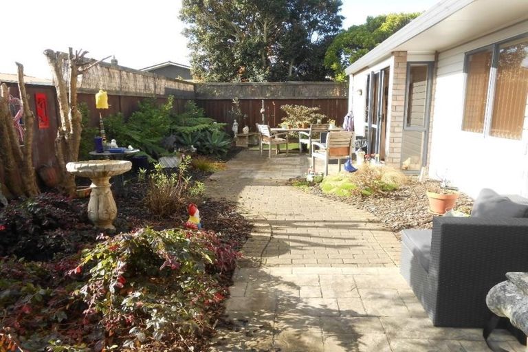 Photo of property in 35 Green Lane, Pukekohe, 2120