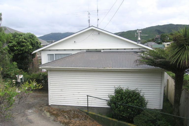 Photo of property in 105 Orangi Kaupapa Road, Northland, Wellington, 6012