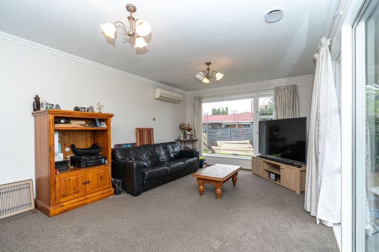 Photo of property in 150 Sandwich Road, St Andrews, Hamilton, 3200