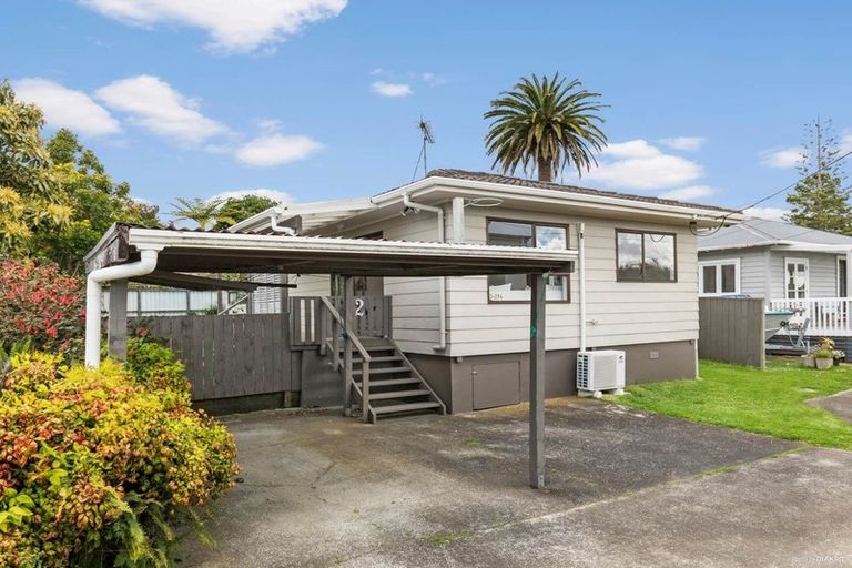 Photo of property in 2/294 Birkdale Road, Birkdale, Auckland, 0626