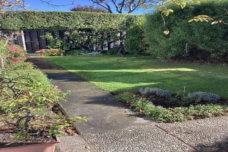 Photo of property in 1/73a Garreg Road, Bryndwr, Christchurch, 8052