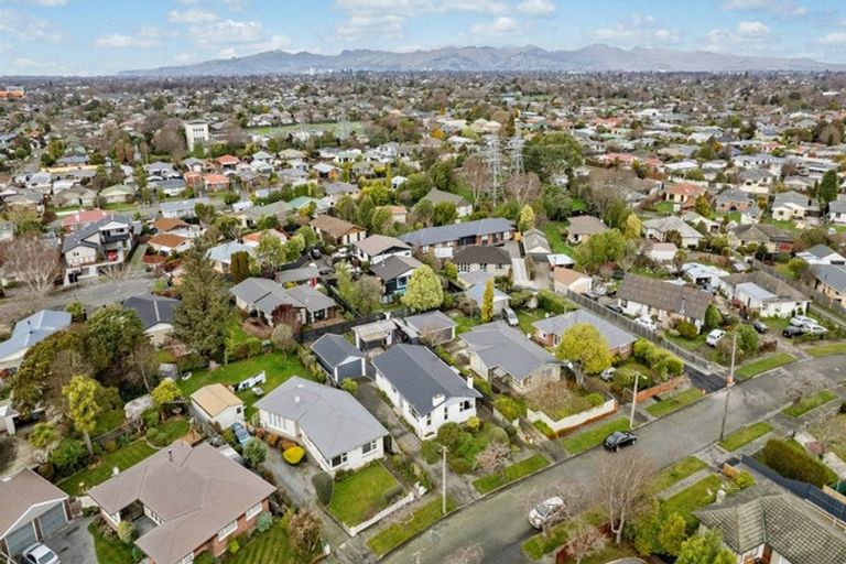 Photo of property in 43 Stackhouse Avenue, Bishopdale, Christchurch, 8053