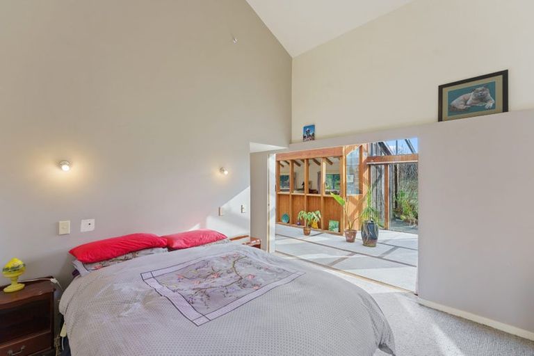 Photo of property in Stringer House, 224 Main Road South, Raumati South, Paraparaumu, 5032