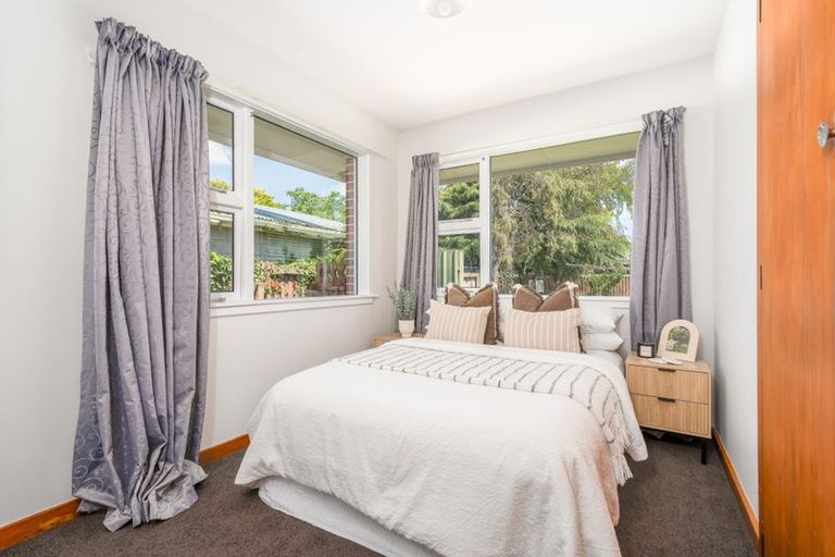 Photo of property in 19 Santa Rosa Avenue, Halswell, Christchurch, 8025