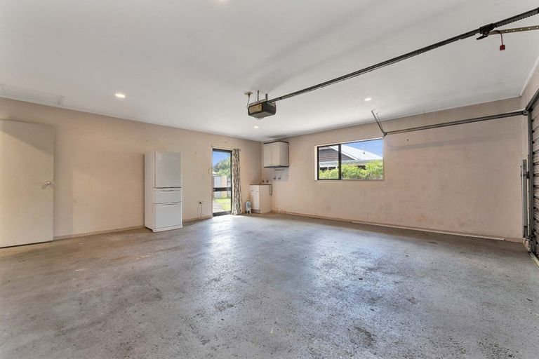 Photo of property in 17a Regan Street, Stratford, 4332