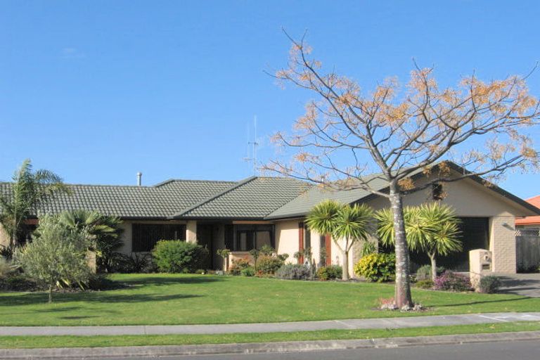 Photo of property in 16 Monaco Key, Papamoa Beach, Papamoa, 3118