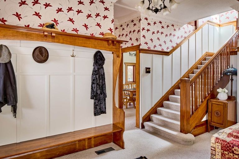 Photo of property in 14 Hinau Street, Woburn, Lower Hutt, 5010