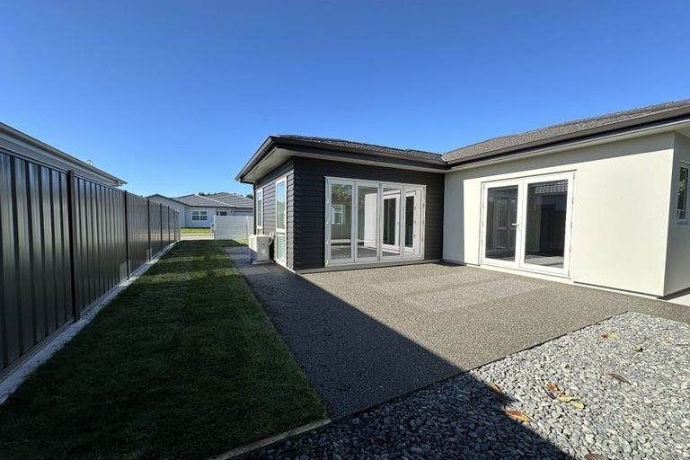 Photo of property in 15 George Yee Place, Taradale, Napier, 4112