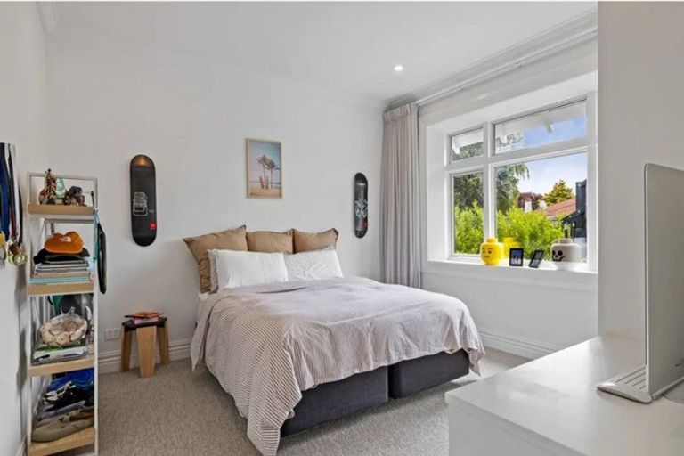 Photo of property in 11 Miro Street, Takaro, Palmerston North, 4410