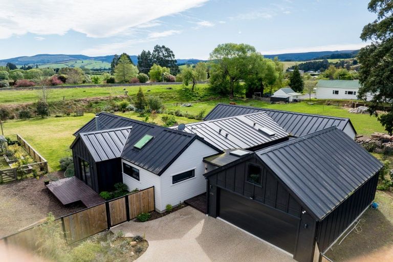 Photo of property in 250c Gladstone Road North, Mosgiel, 9092