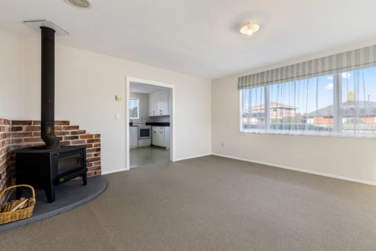 Photo of property in 19 Seadown Crescent, Amberley, 7410