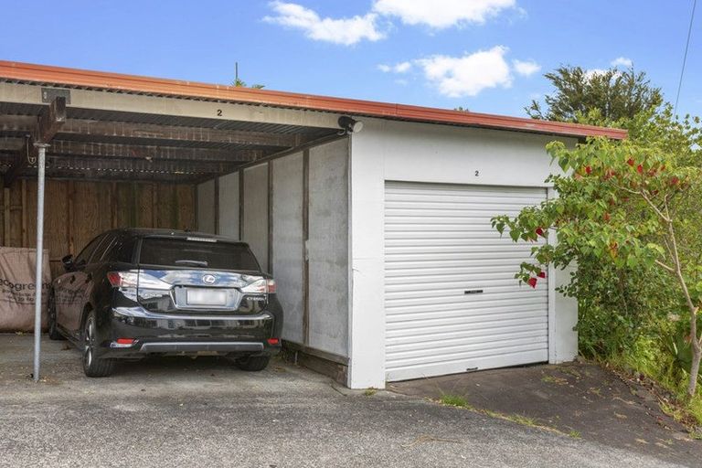 Photo of property in 2/22c Evans Road, Glen Eden, Auckland, 0602