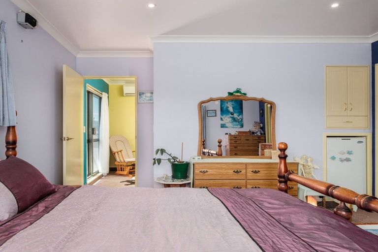 Photo of property in 5 Coulston Place, Riverdale, Gisborne, 4010