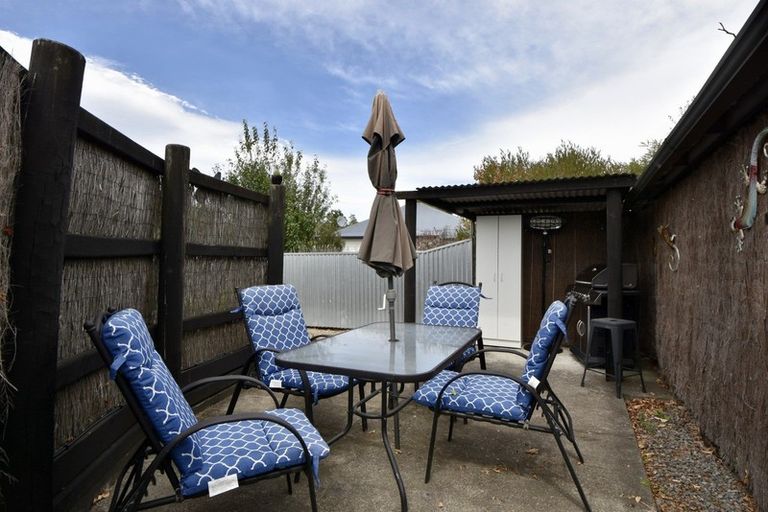 Photo of property in 65 Victoria Street, Carterton, 5713