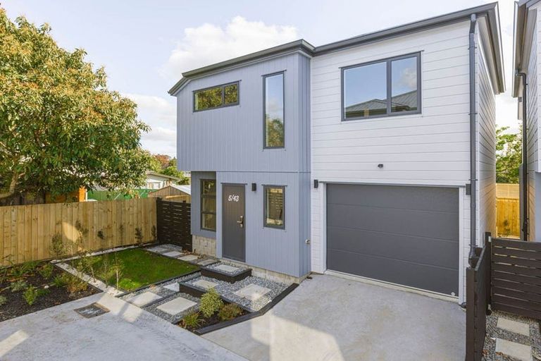 Photo of property in 2/43 Clevedon Road, Papakura, 2110