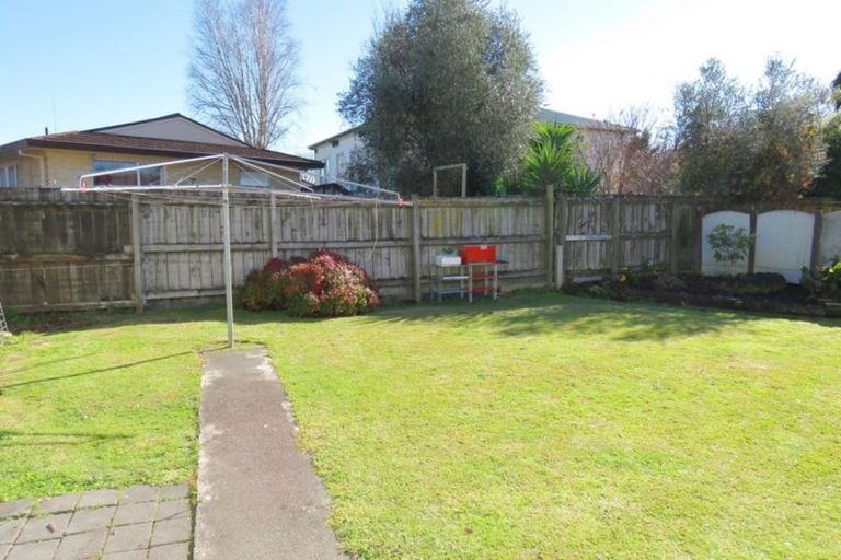 Photo of property in 7a Carlyle Street, Leamington, Cambridge, 3432